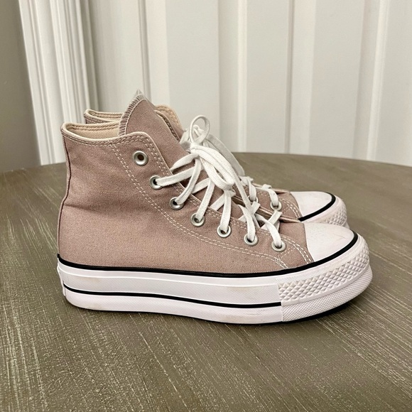 Embroidered Converse - Picture 4 of 7